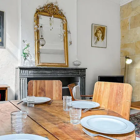 Evasion Chic Pres Des Arenes De * Nîmes